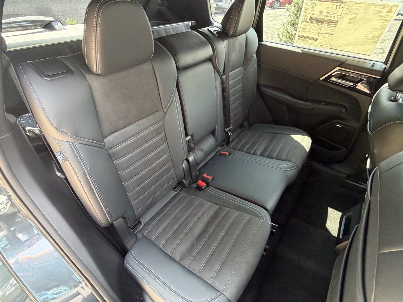 New 2026 Mitsubishi Outlander LE AWD/4WD image 14