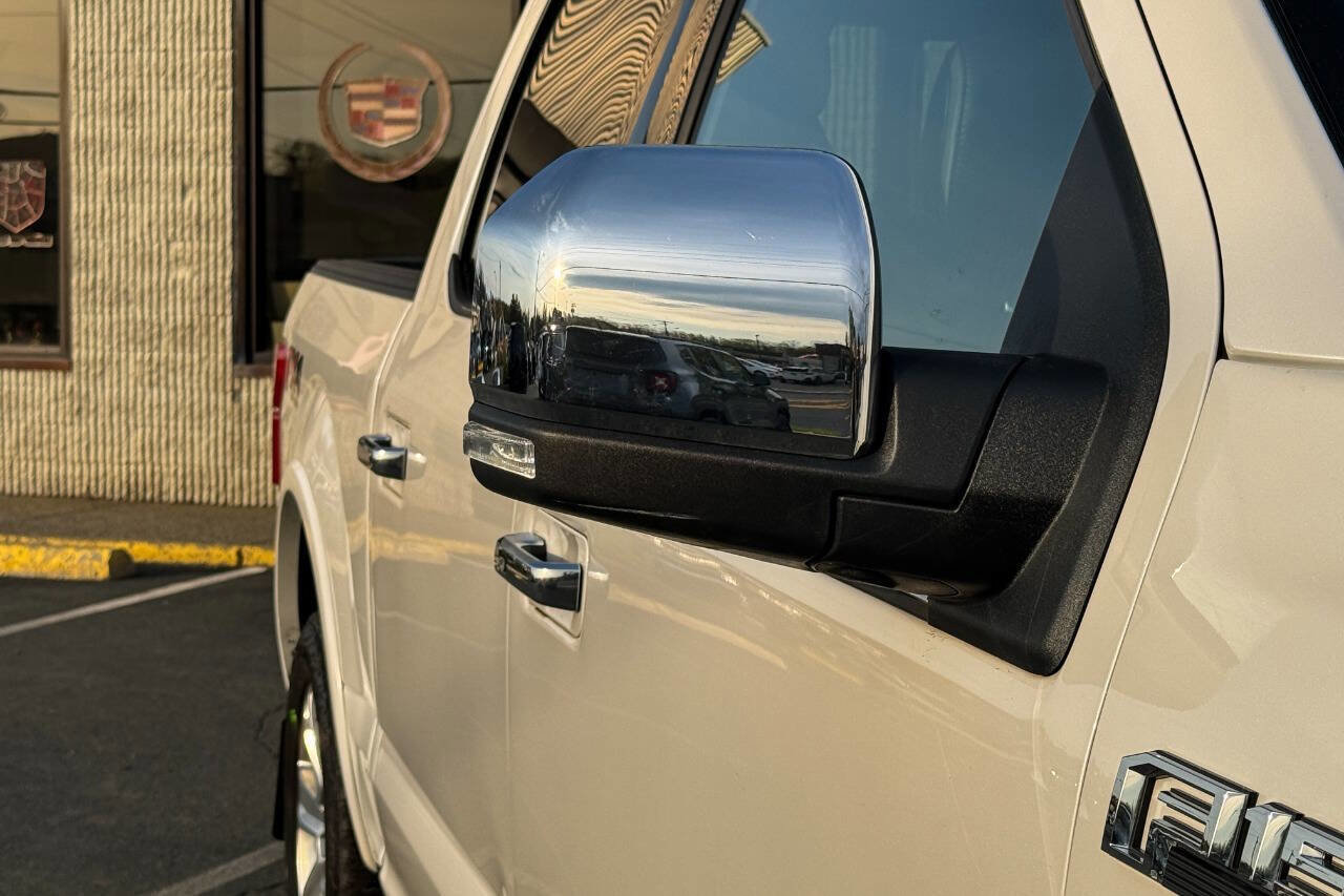 Used 2018 Ford F150 Platinum w/ Equipment Group 701A Luxury image 44