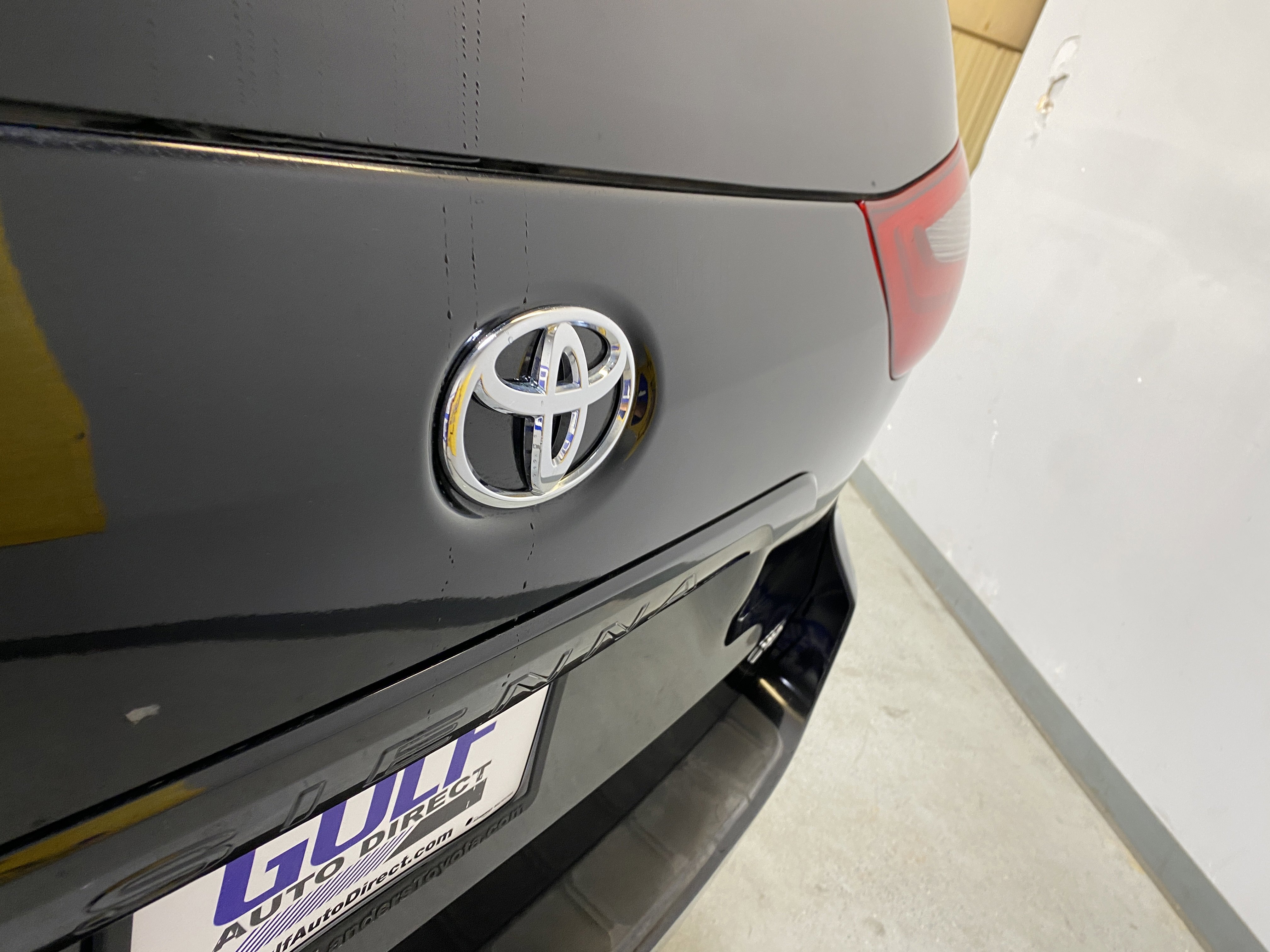 Used 2020 Toyota Sienna XLE w/ XLE Navigation Package image 15