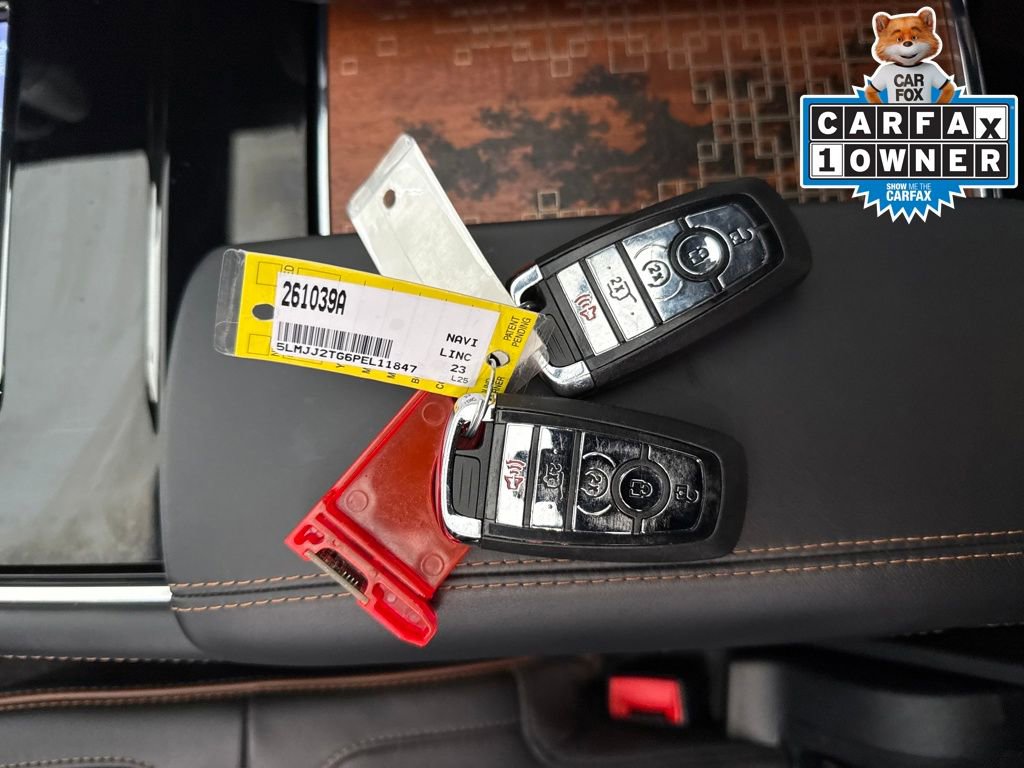 Used 2023 Lincoln Navigator Black Label image 31