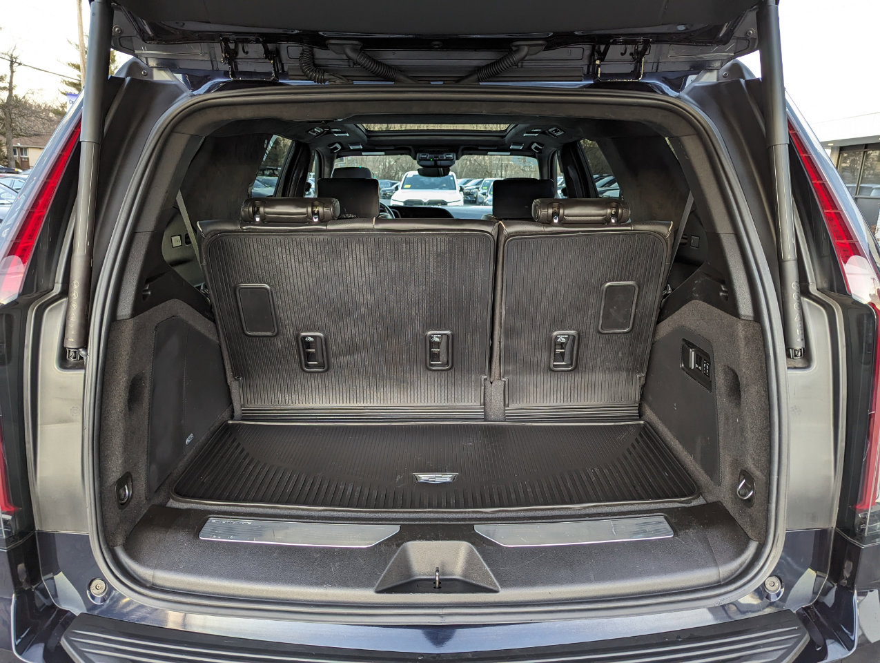 Used 2023 Cadillac Escalade Sport Platinum w/ LPO, Floor Liner Package image 44