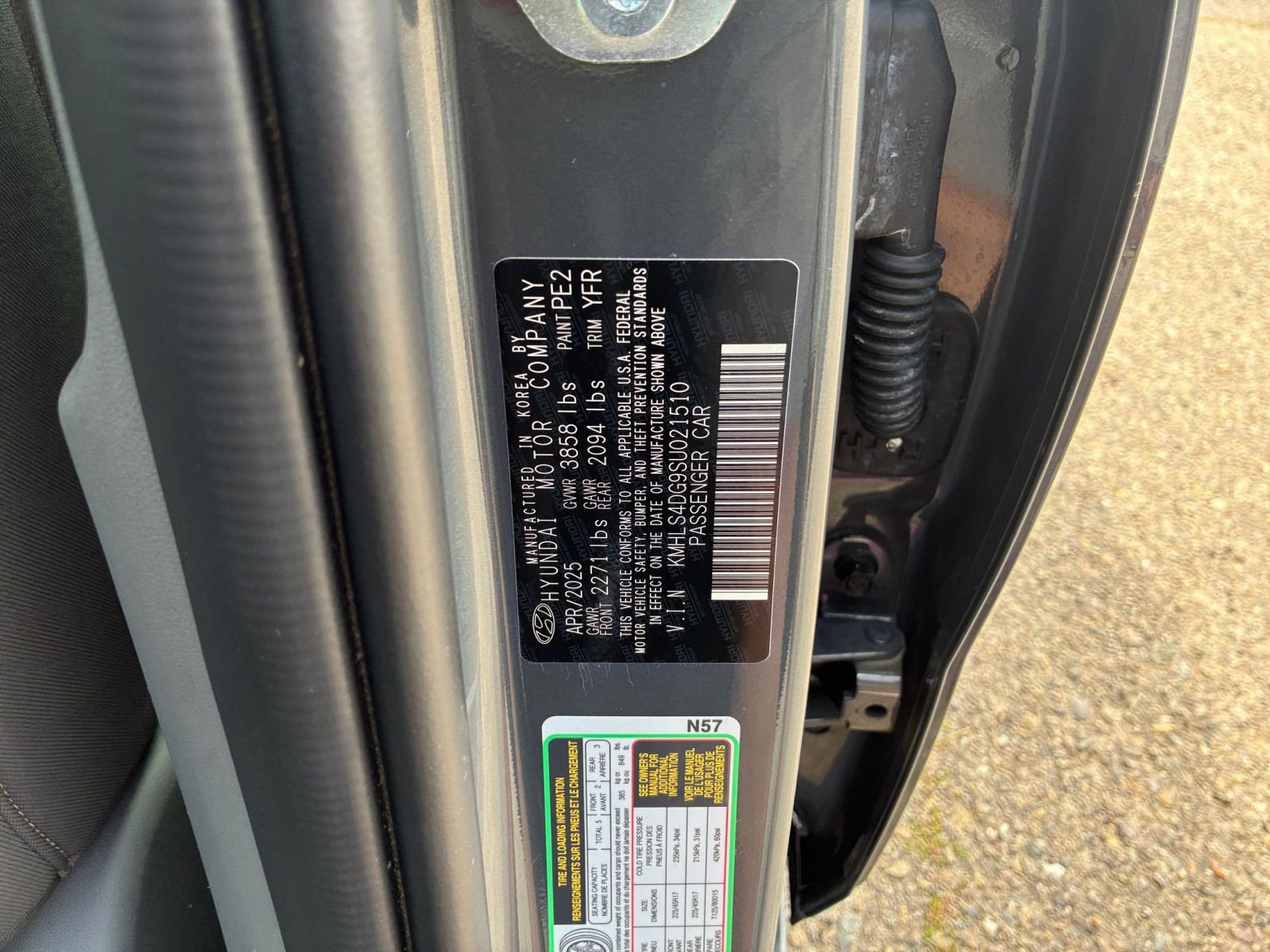 Used 2025 Hyundai Elantra SEL image 30