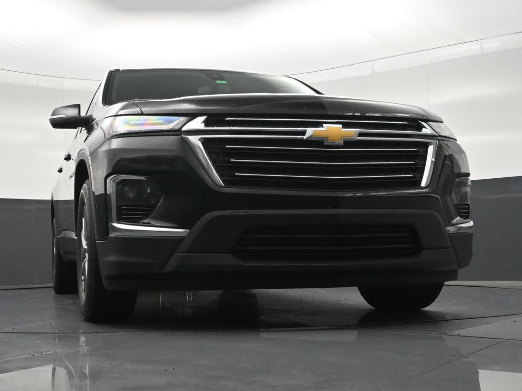 Used 2023 Chevrolet Traverse LT FWD image 30