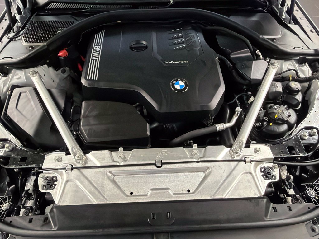 Used 2024 BMW 430i xDrive Convertible w/ Premium Package AWD/4WD image 34