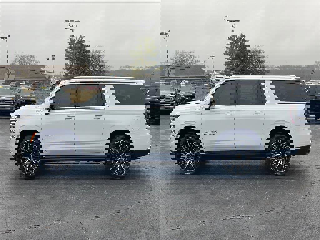 New 2026 Chevrolet Suburban High Country image 4