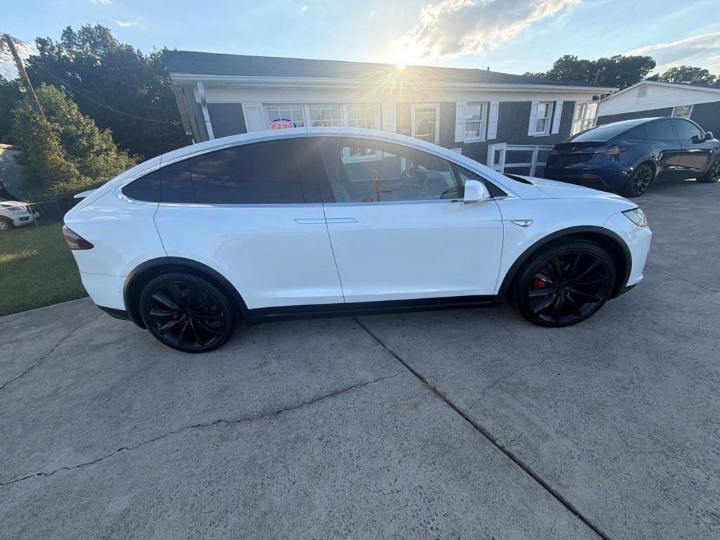 Used 2016 Tesla Model X Performance AWD/4WD image 14