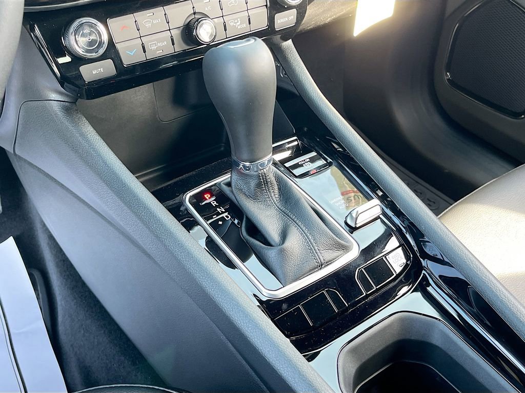 New 2026 Jeep Compass Latitude image 16