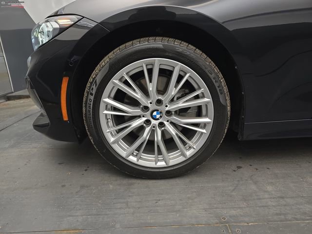 Used 2024 BMW 330i Sedan image 15