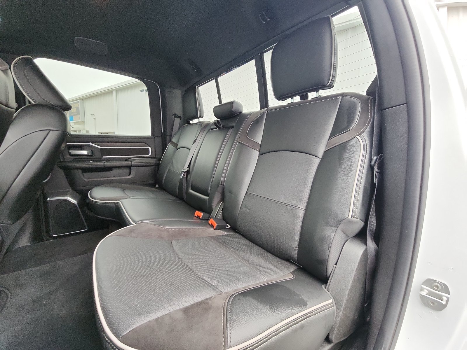 Used 2026 RAM 2500 Laramie AWD/4WD image 22