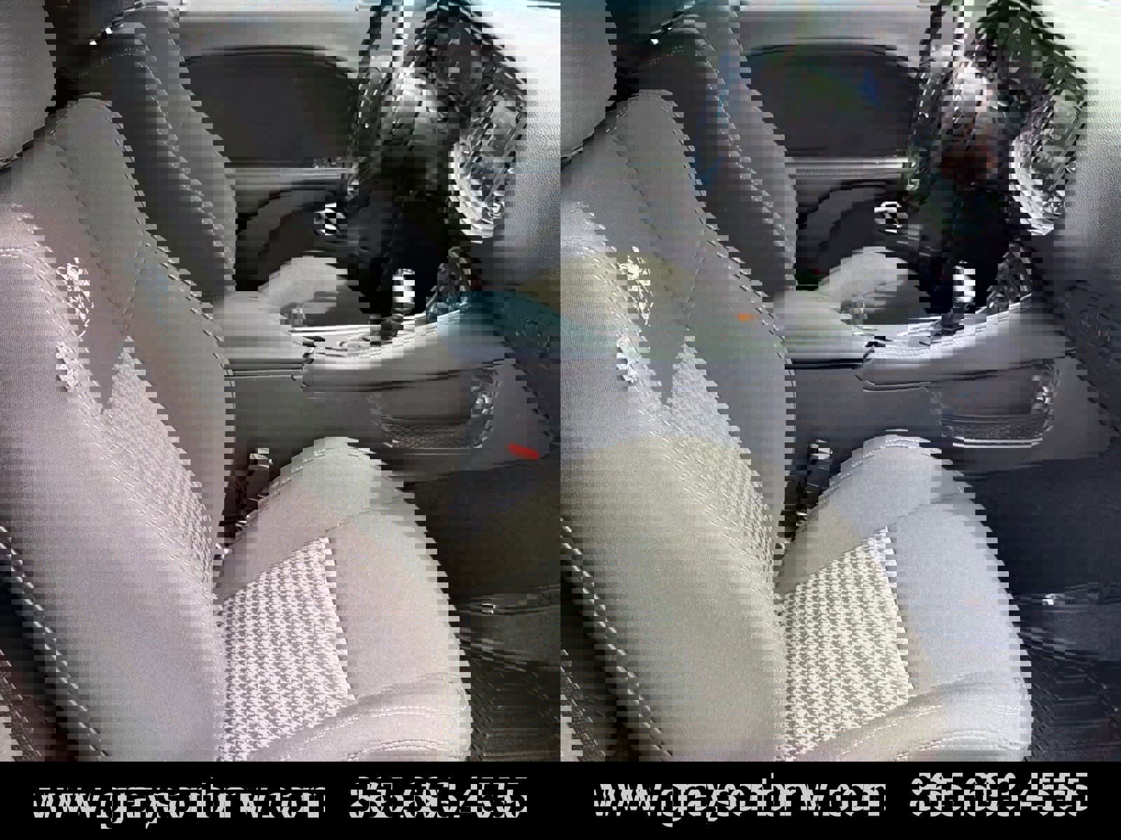 Used 2022 Dodge Challenger R/T Scat Pack w/ Shaker Package image 23