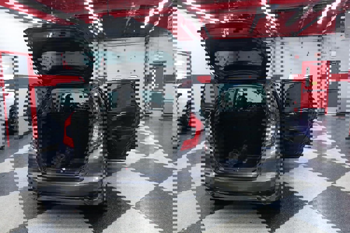 Used 2019 Honda Fit LX image 25