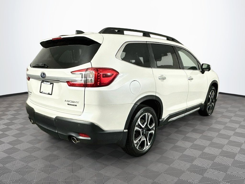 Used 2023 Subaru Ascent Touring AWD/4WD image 10