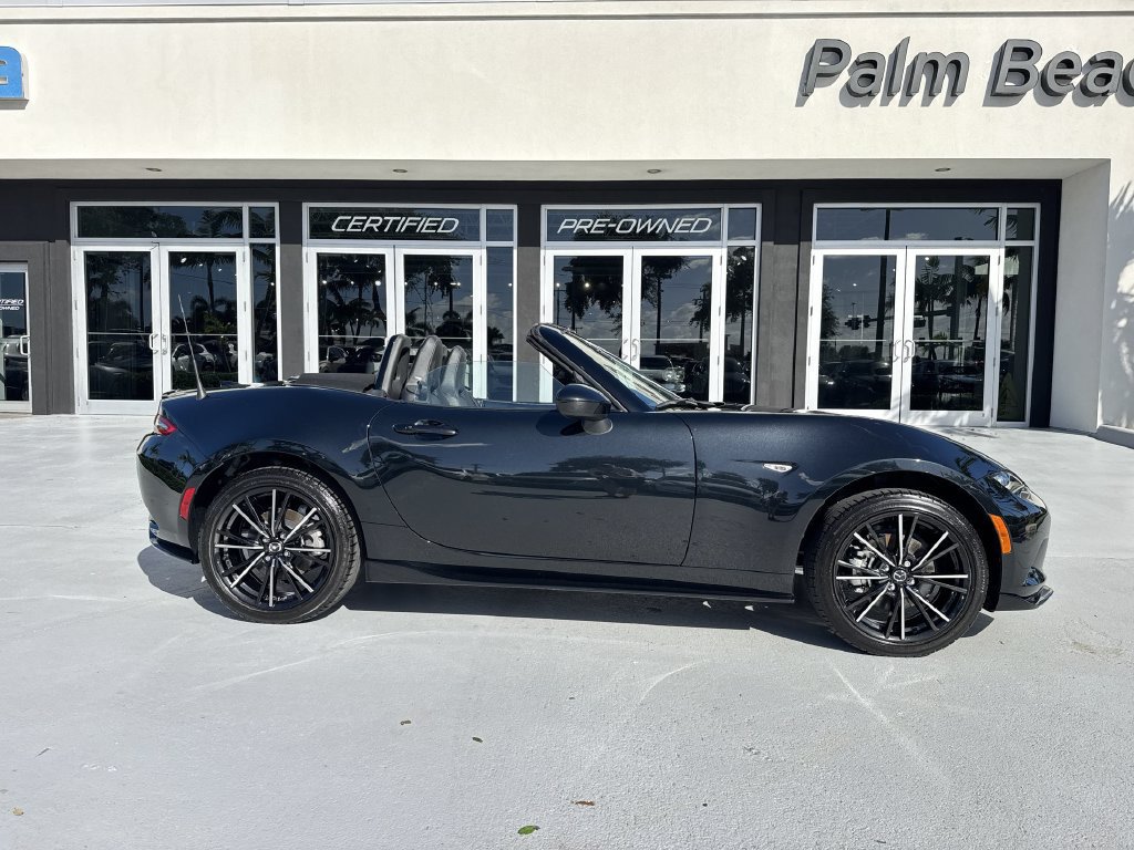 Used 2025 MAZDA MX-5 Miata Grand Touring w/ Appearance Package RWD image 23