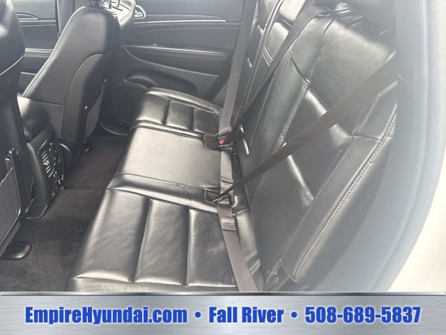 Used 2022 Jeep Grand Cherokee Limited AWD/4WD image 17