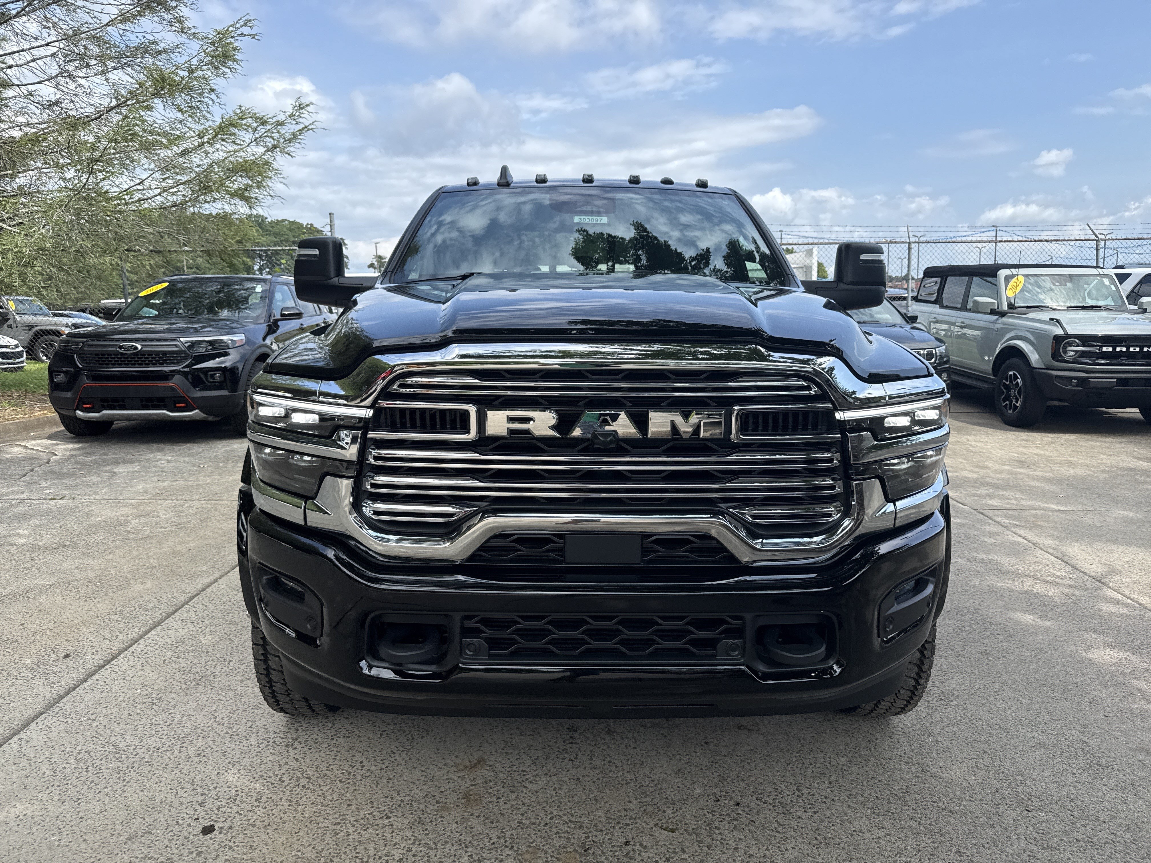 New 2026 RAM 5500 4x4 Crew Cab w/ Laramie Trim Package image 2