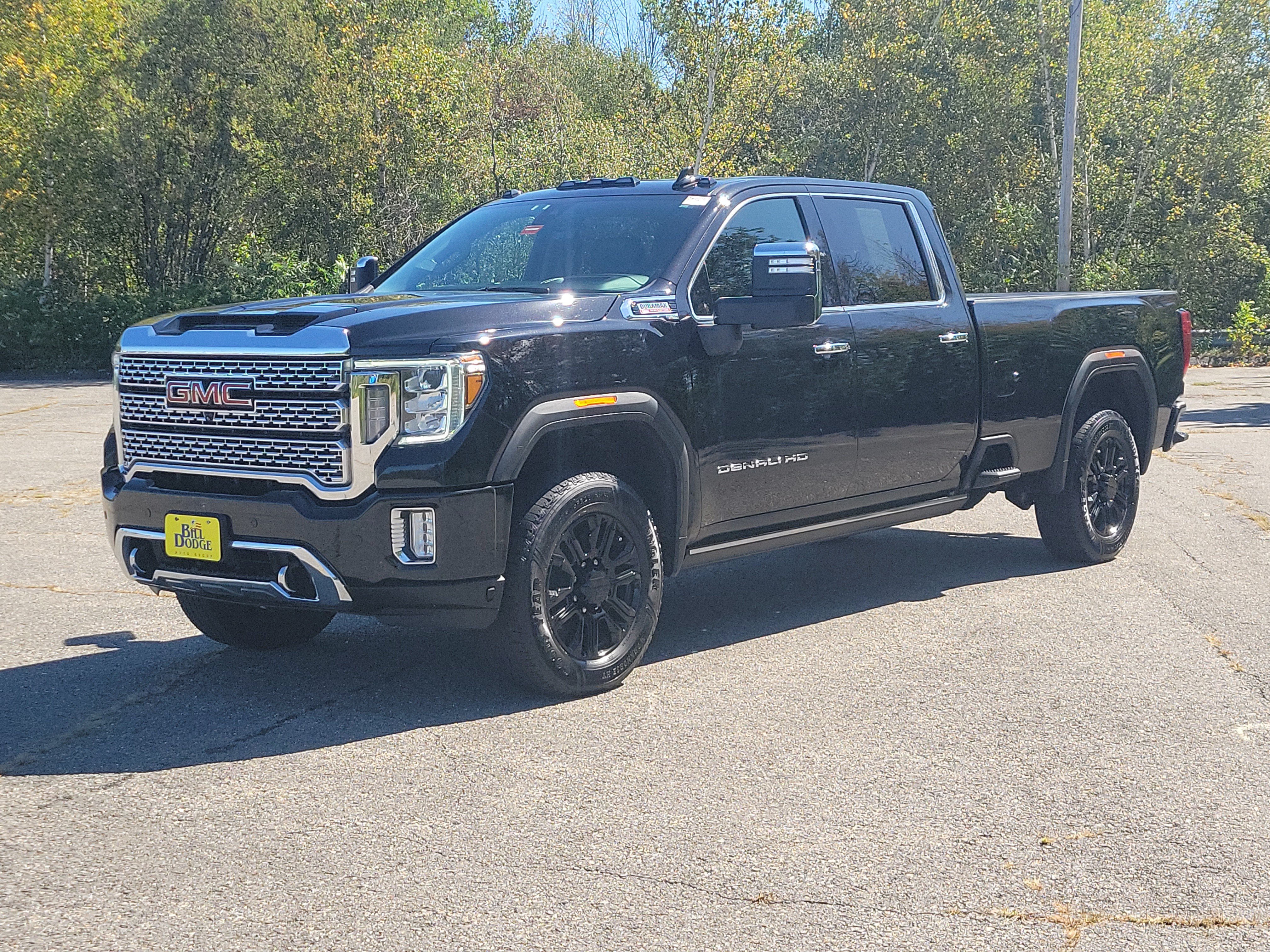 Used 2021 GMC Sierra 3500 Denali w/ Denali Black Diamond Edition AWD/4WD image 1