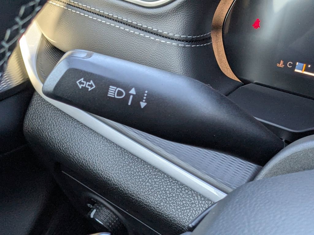 New 2025 Jeep Grand Cherokee Laredo X w/ Trailer Tow Package image 23