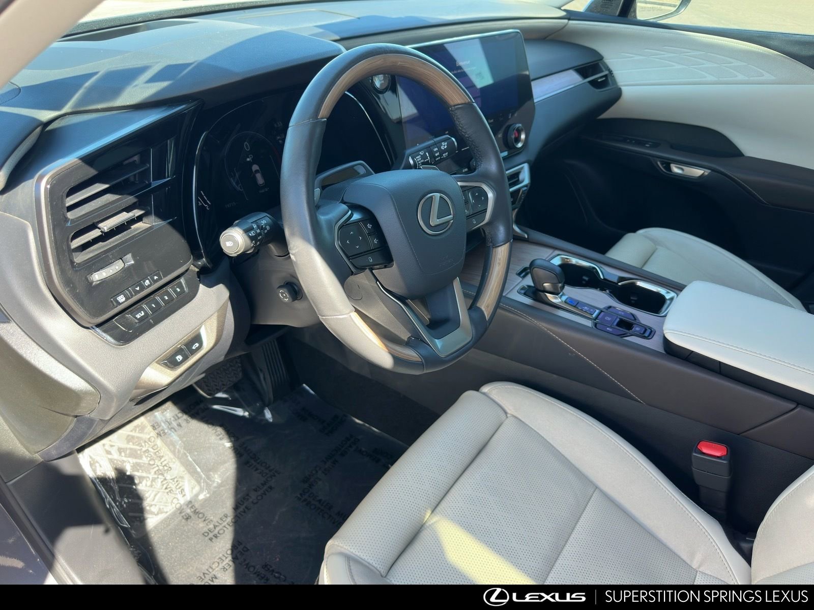 Used 2023 Lexus RX 350 FWD w/ Cold Area Package image 13