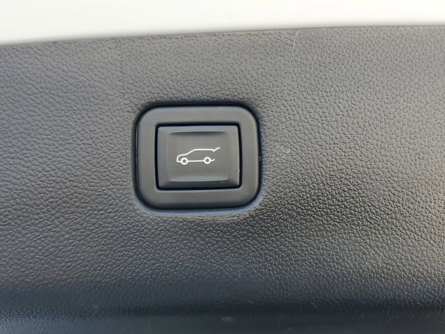 Certified 2023 Chevrolet Blazer LT w/ Convenience Package image 10