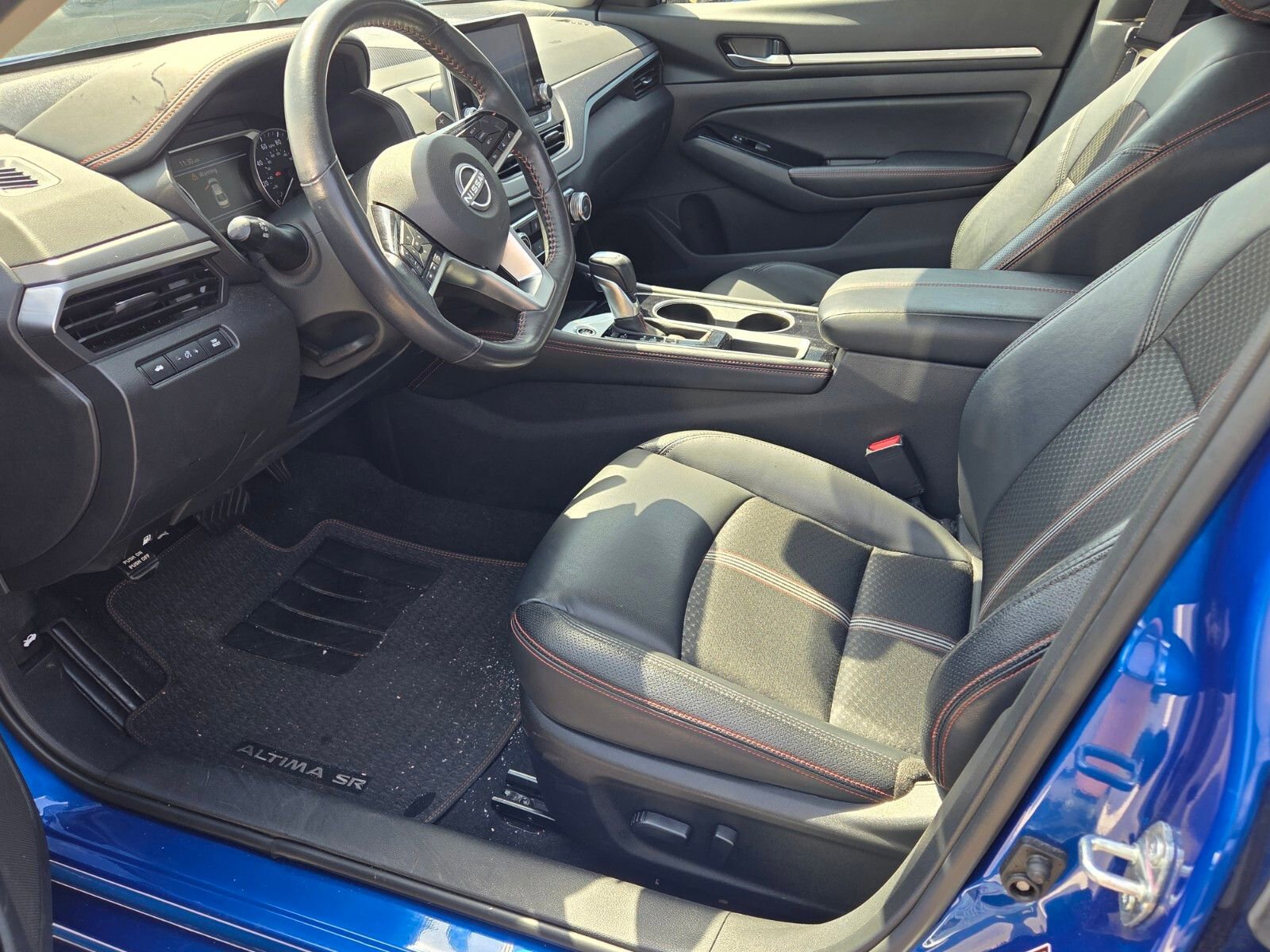 Used 2025 Nissan Altima 2.5 SR image 4