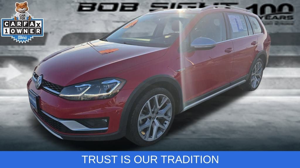 Used 2019 Volkswagen Golf Alltrack SE image 1