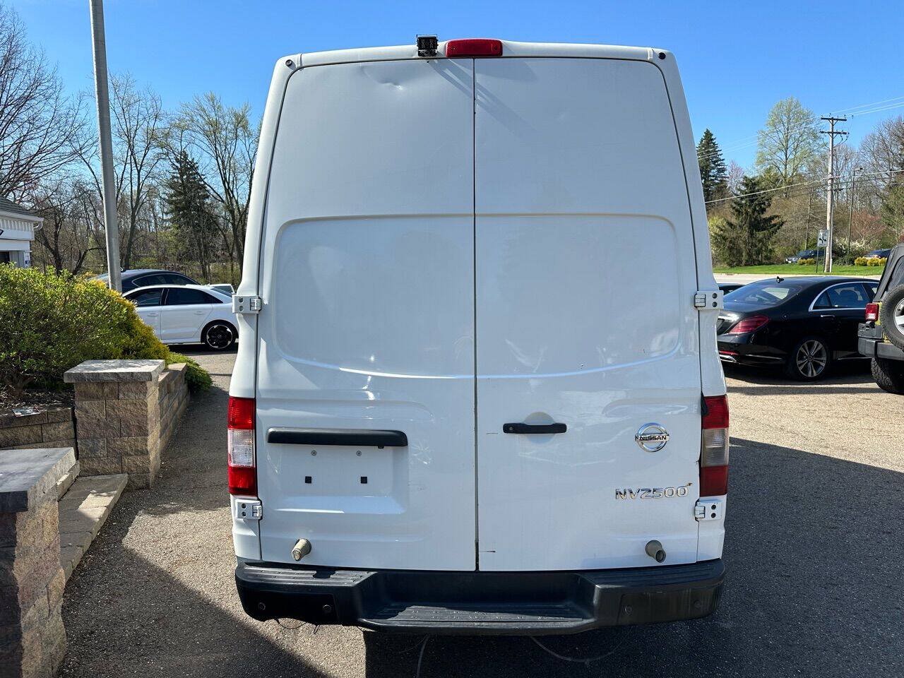 Used 2020 Nissan NV 2500 High Roof RWD image 5