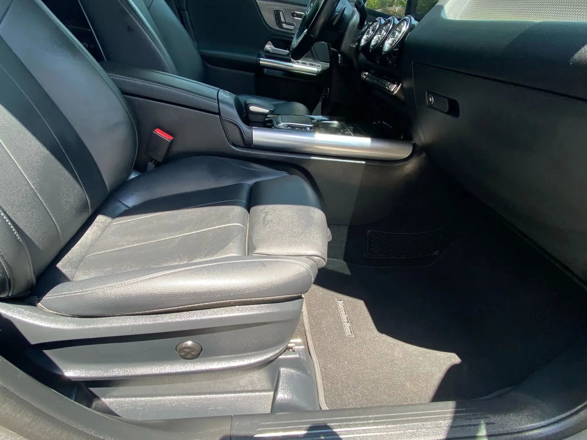 Used 2021 Mercedes-Benz GLA 250 4MATIC image 19