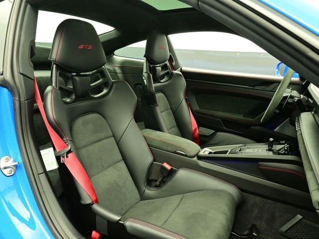 Certified 2024 Porsche 911 Carrera GTS RWD image 12