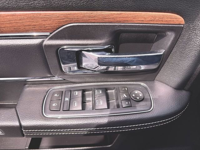 Used 2016 RAM 1500 Laramie w/ Convenience Group image 24