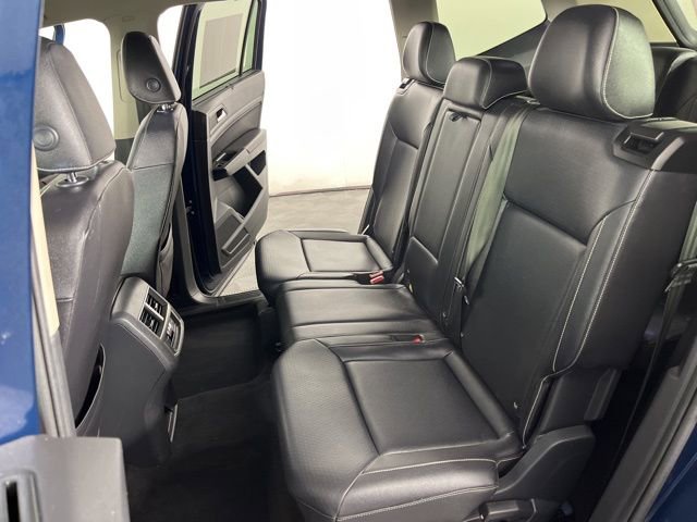 Used 2021 Volkswagen Atlas SE image 44