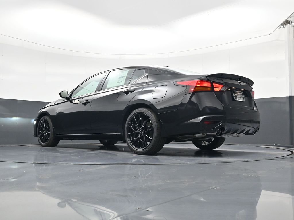 New 2026 Nissan Altima 2.5 SR FWD image 19