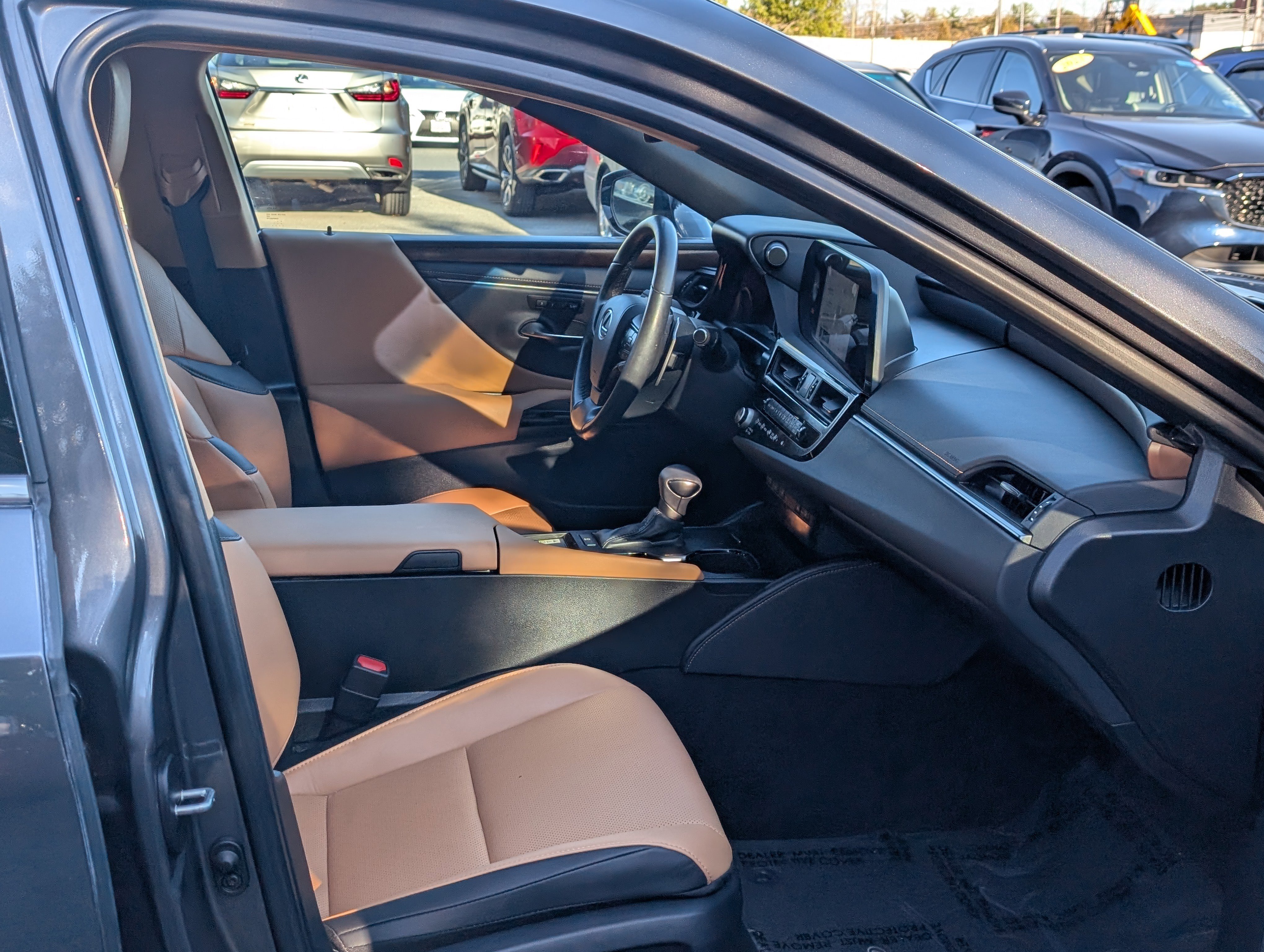 Certified 2024 Lexus ES 350 w/ Premium Package image 11