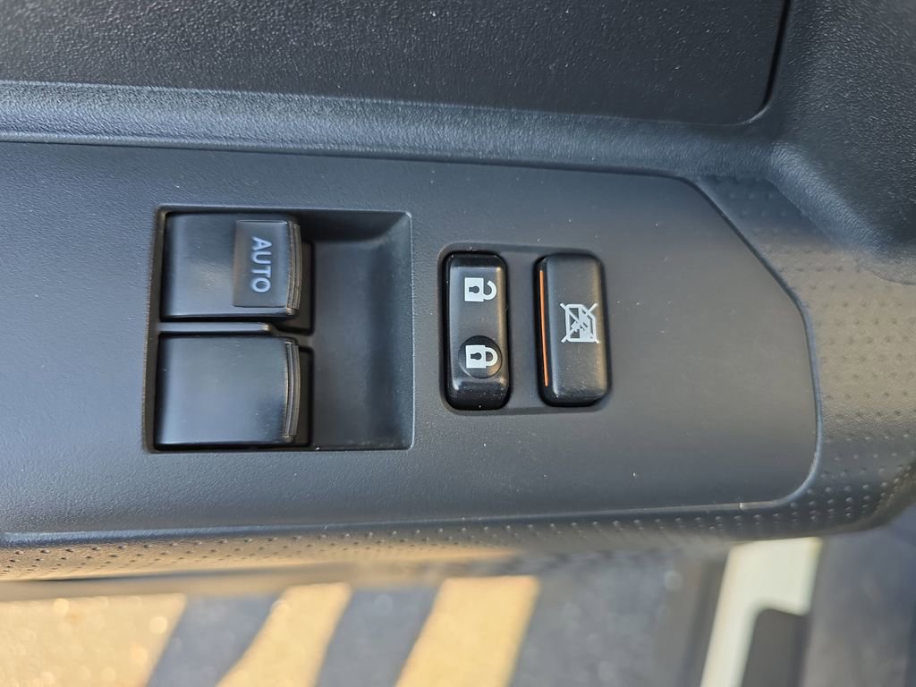 Used 2013 Toyota FJ Cruiser 4WD image 27