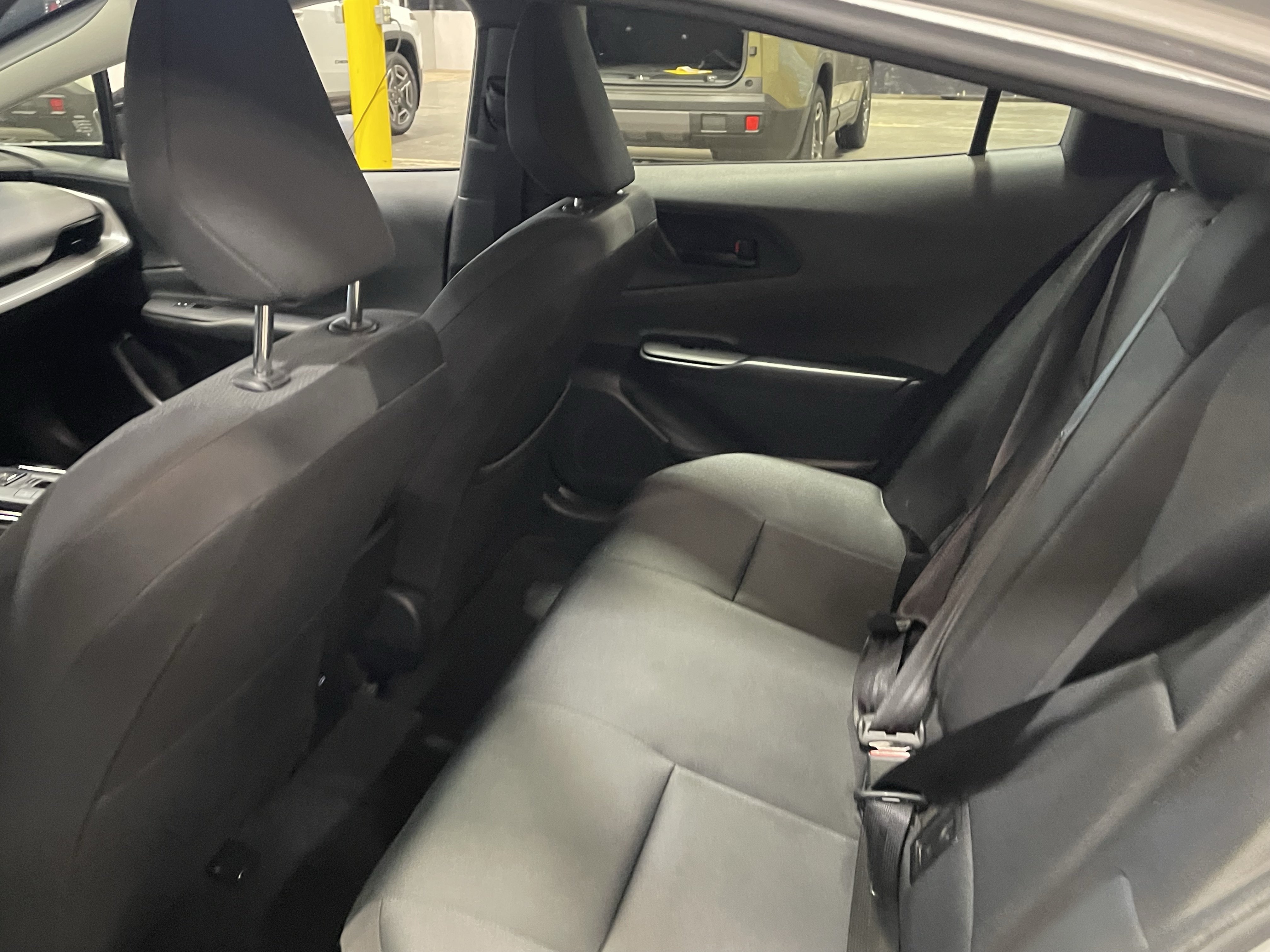 Used 2025 Toyota Prius LE FWD image 14