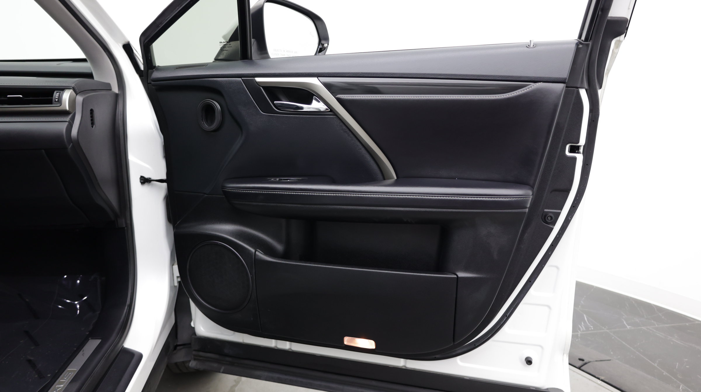 Used 2018 Lexus RX 350 FWD w/ Accessory Package image 37
