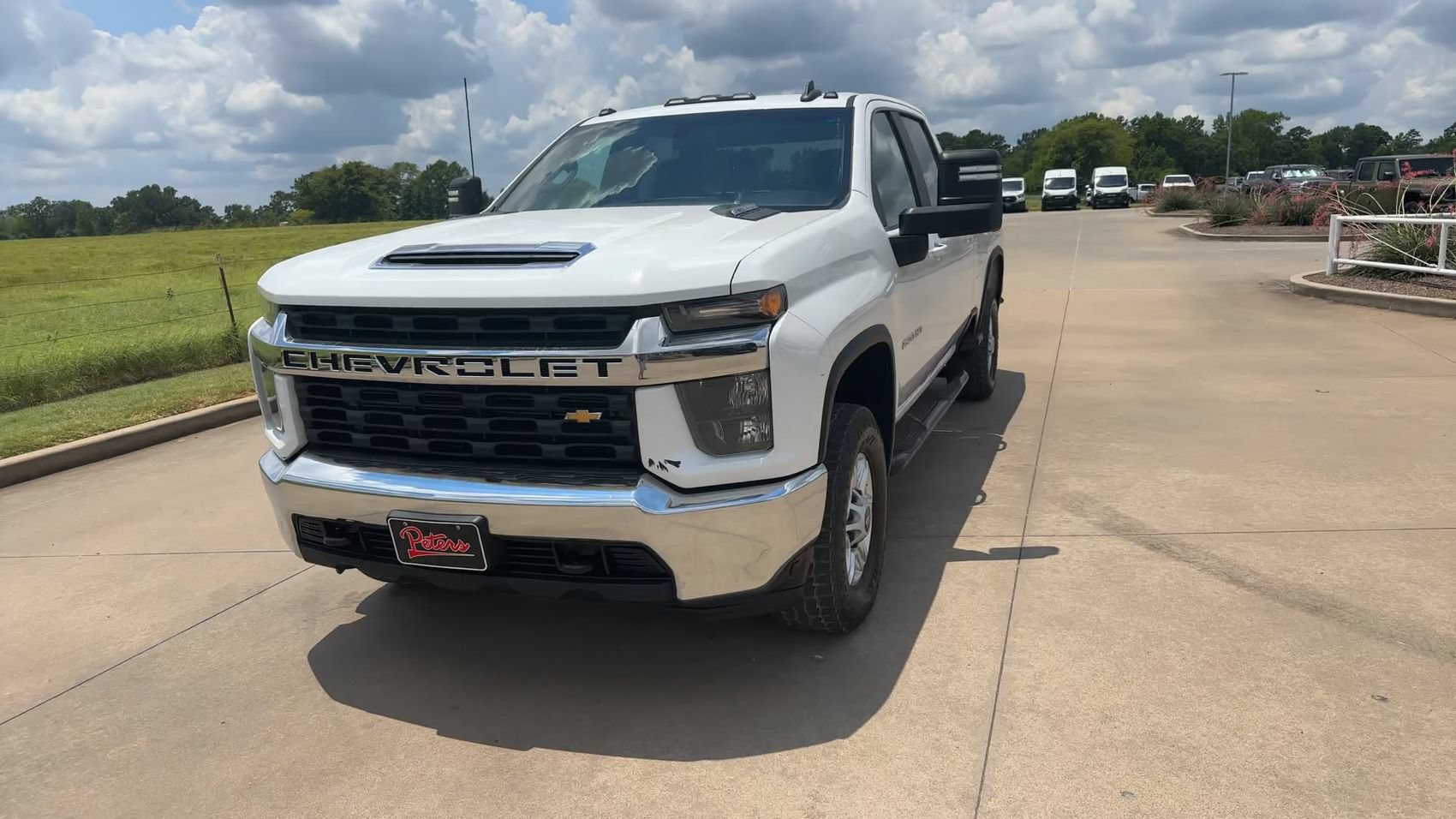 Used 2021 Chevrolet Silverado 2500 LT AWD/4WD image 4