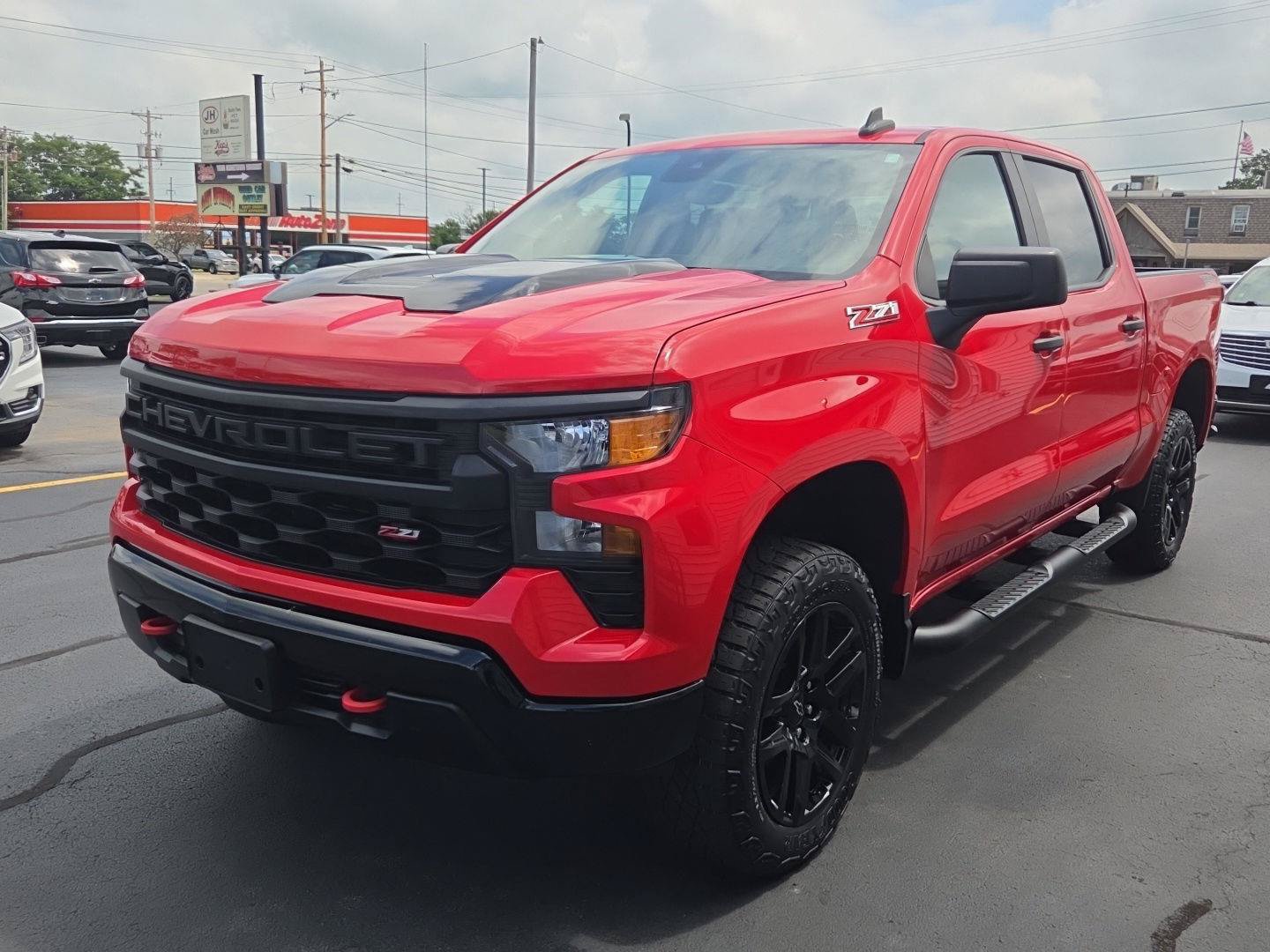 Used 2023 Chevrolet Silverado 1500 Custom Trail Boss AWD/4WD image 9