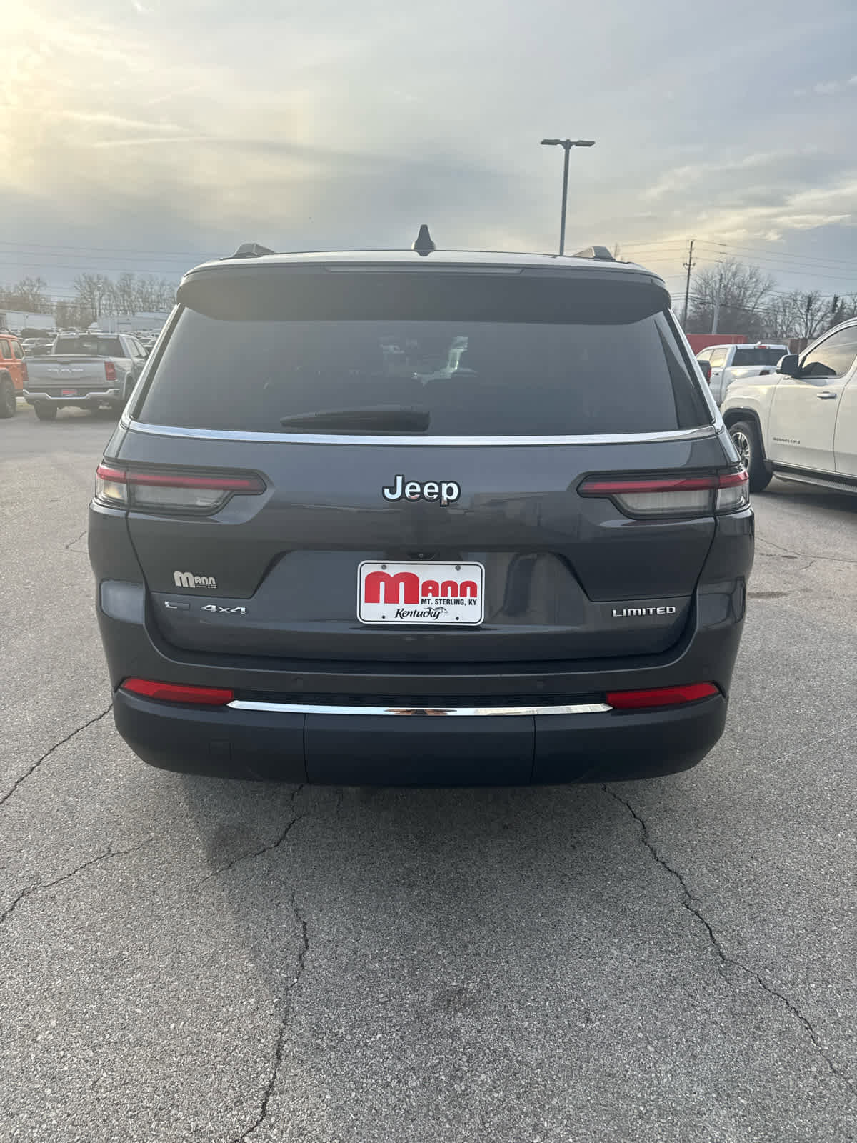 Used 2021 Jeep Grand Cherokee L Limited image 5