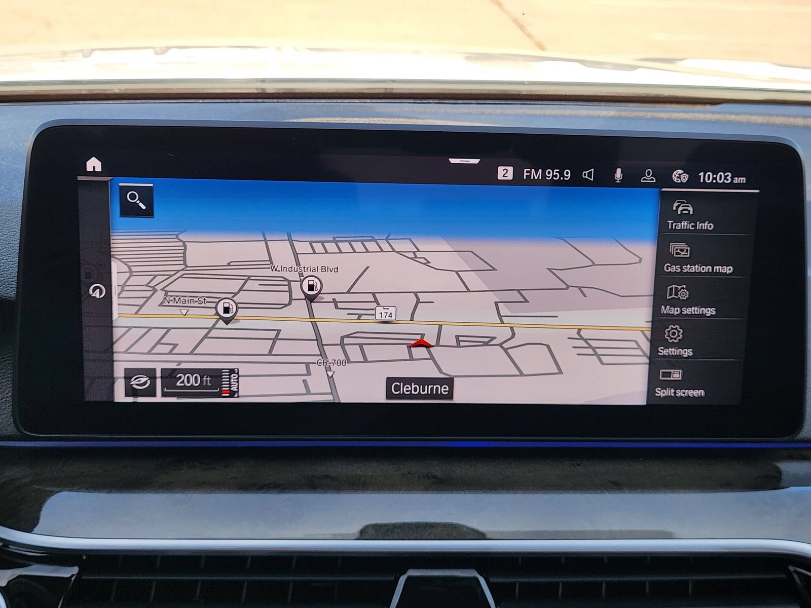 Used 2022 BMW 540i w/ M Sport Package RWD image 17