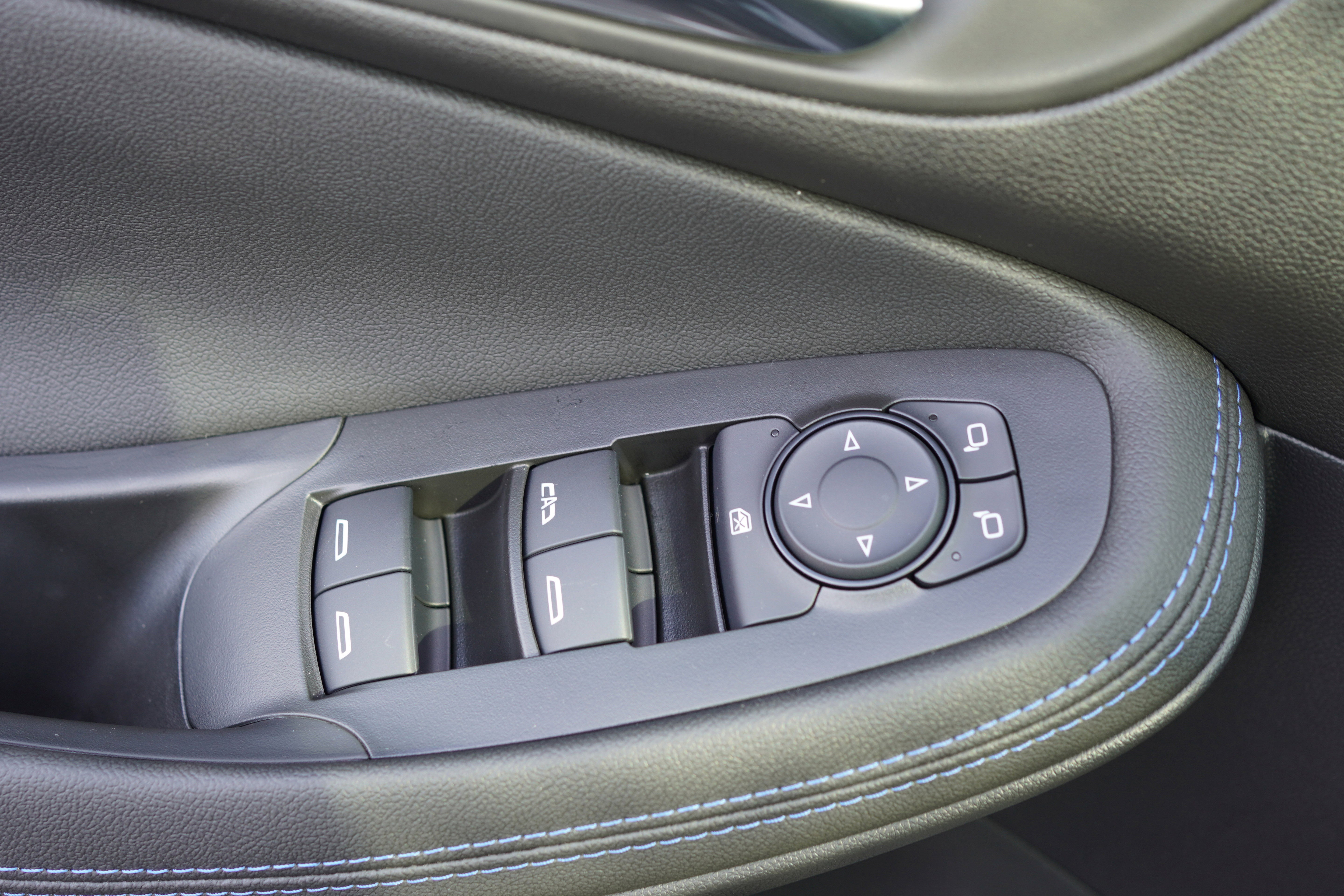 New 2026 Buick Encore GX Sport Touring w/ Advanced Technology Package image 32