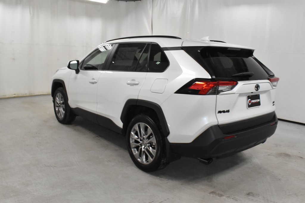 Used 2024 Toyota RAV4 XLE Premium image 7