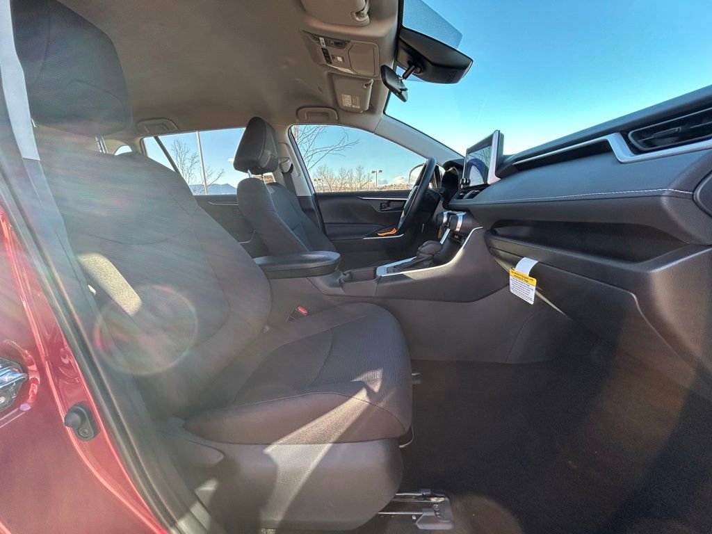 New 2025 Toyota RAV4 LE image 28