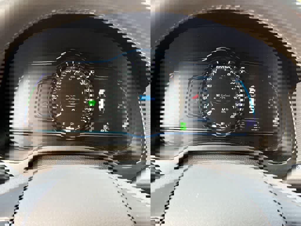 Used 2019 Hyundai Ioniq Limited image 24