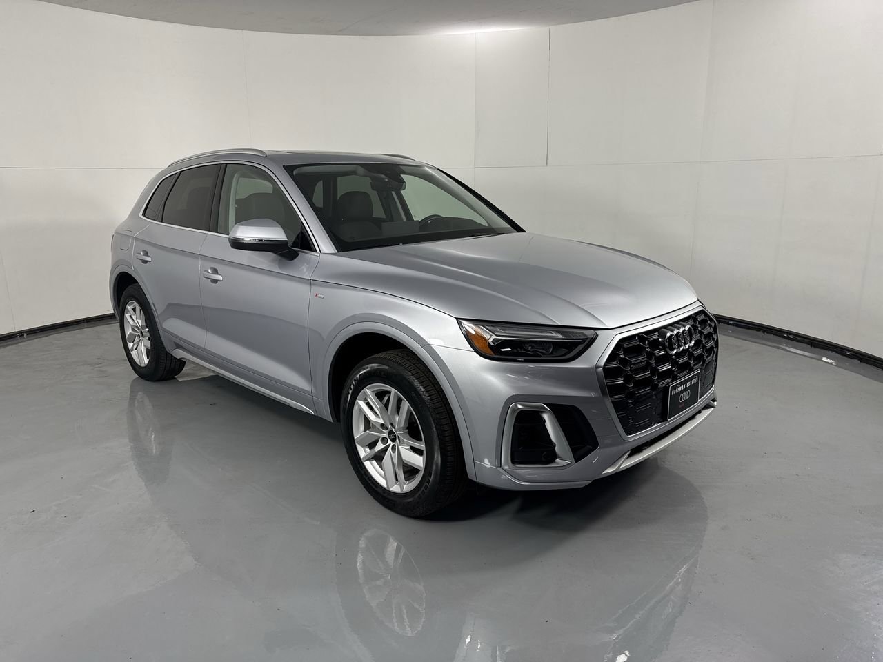 Used 2023 Audi Q5 2.0T Premium w/ Convenience Package AWD/4WD image 28