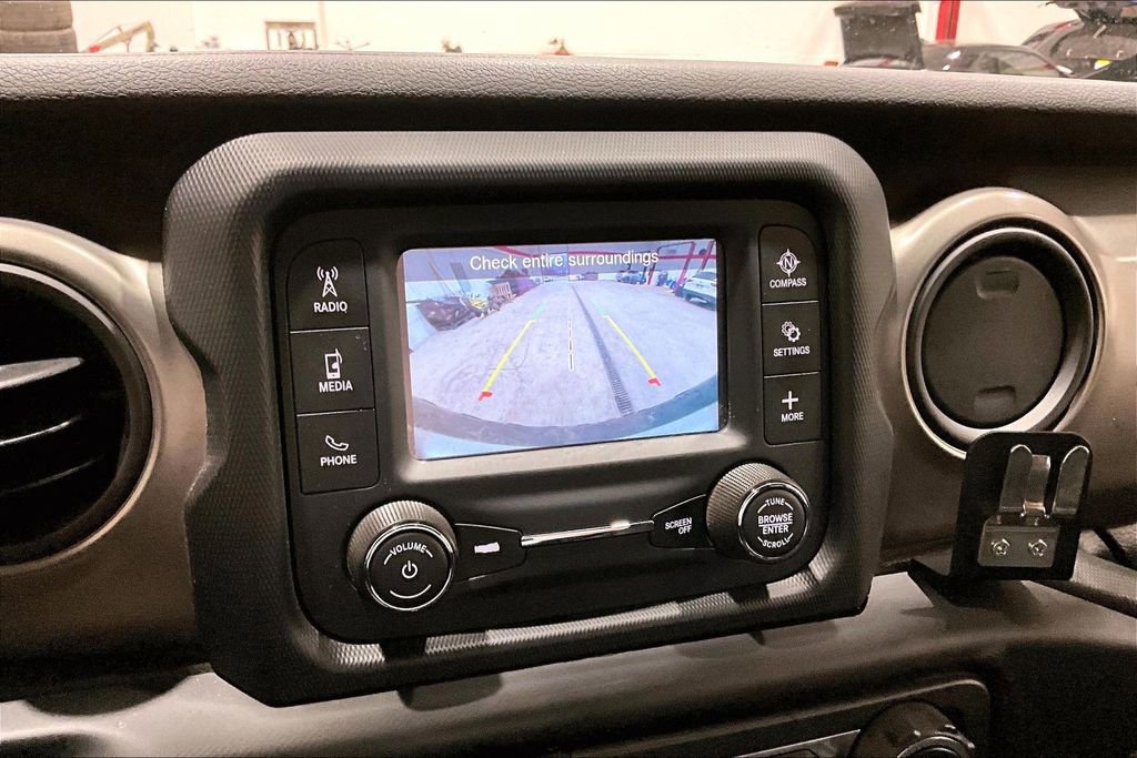 Used 2018 Jeep Wrangler Unlimited Sport S image 18