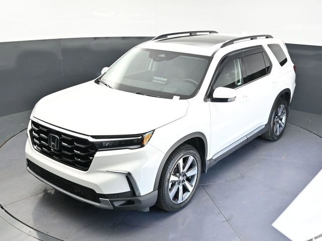 Used 2025 Honda Pilot Elite image 23
