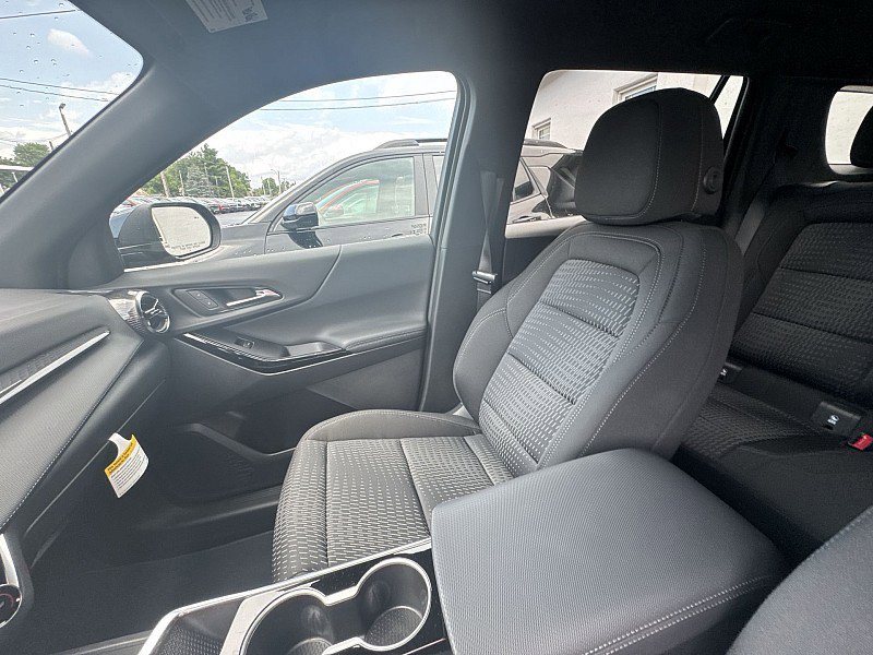 New 2026 Chevrolet Equinox LT w/ Midnight Edition image 16