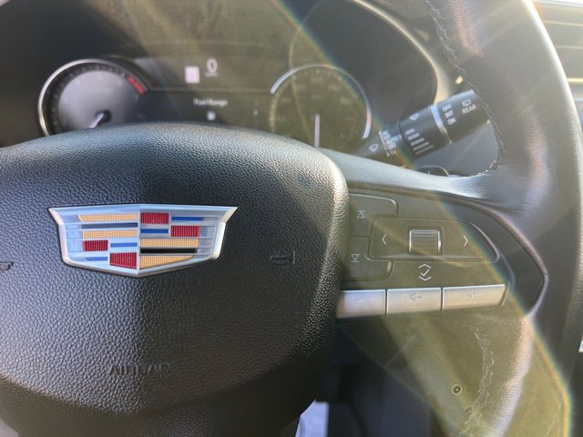 Used 2021 Cadillac XT4 Premium Luxury w/ Cold Weather Package image 28