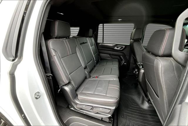 Used 2022 Chevrolet Suburban RST w/ Luxury Package image 25