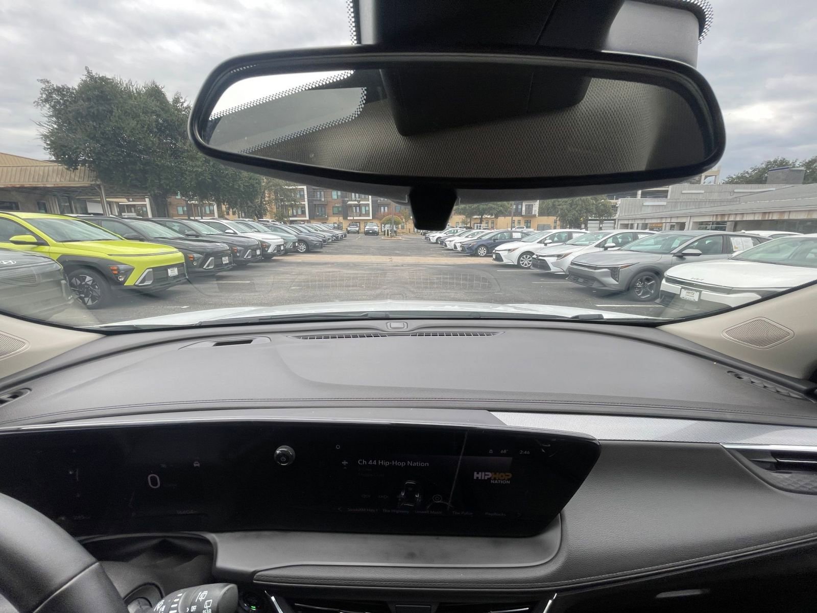 Used 2025 Buick Encore GX Preferred image 27